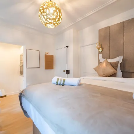 Apartment Cia - De L'etoile Paris